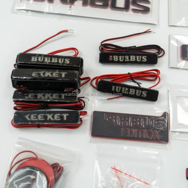 后备箱侧挡泥板 Led 格栅徽章 04