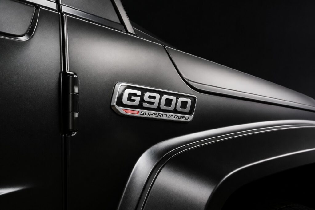 g900 rocket style badge set guide
