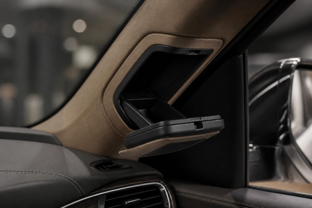 g class grab handle storage box guide