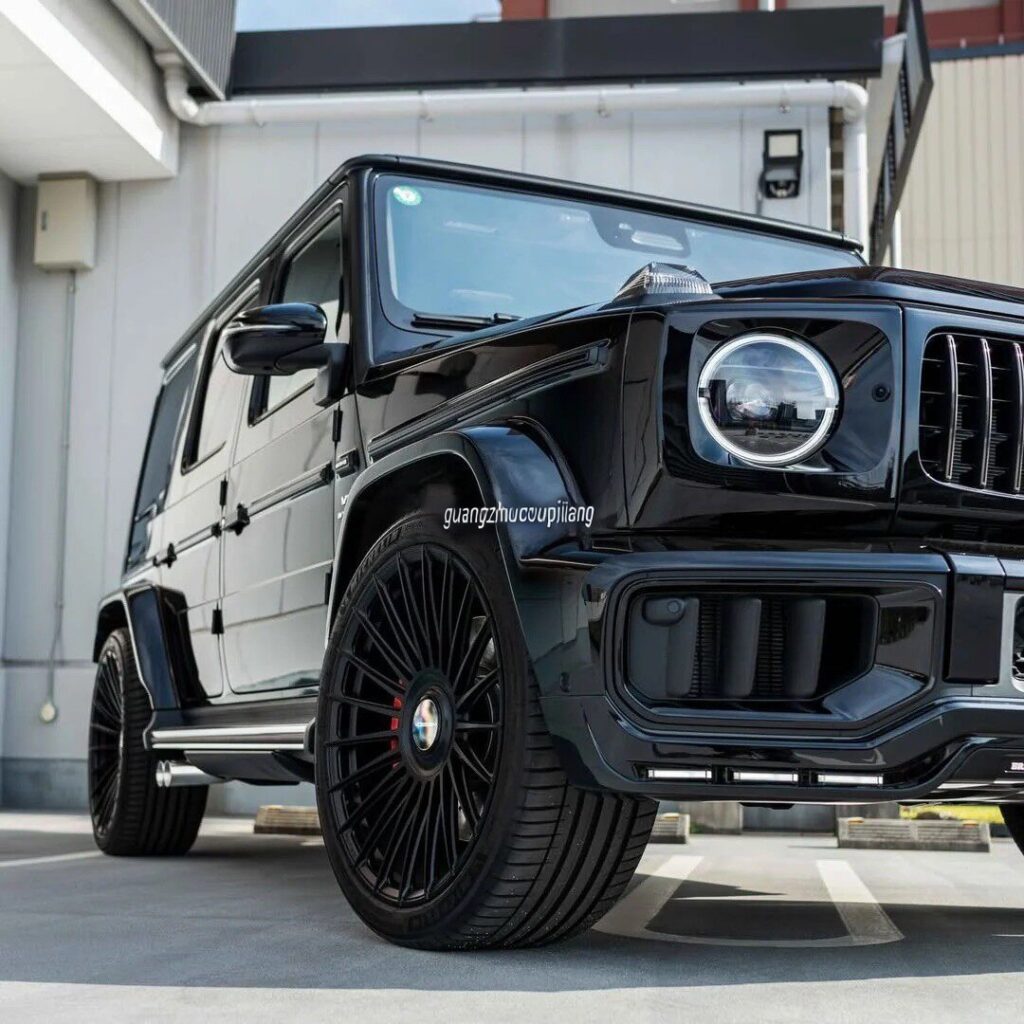 LED front lip spoiler for Mercedes G-Class W465 G63 G500 PP material