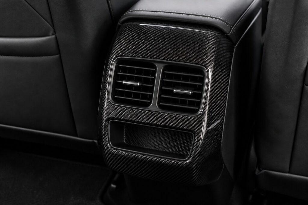 dry carbon rear ac vent cover guide