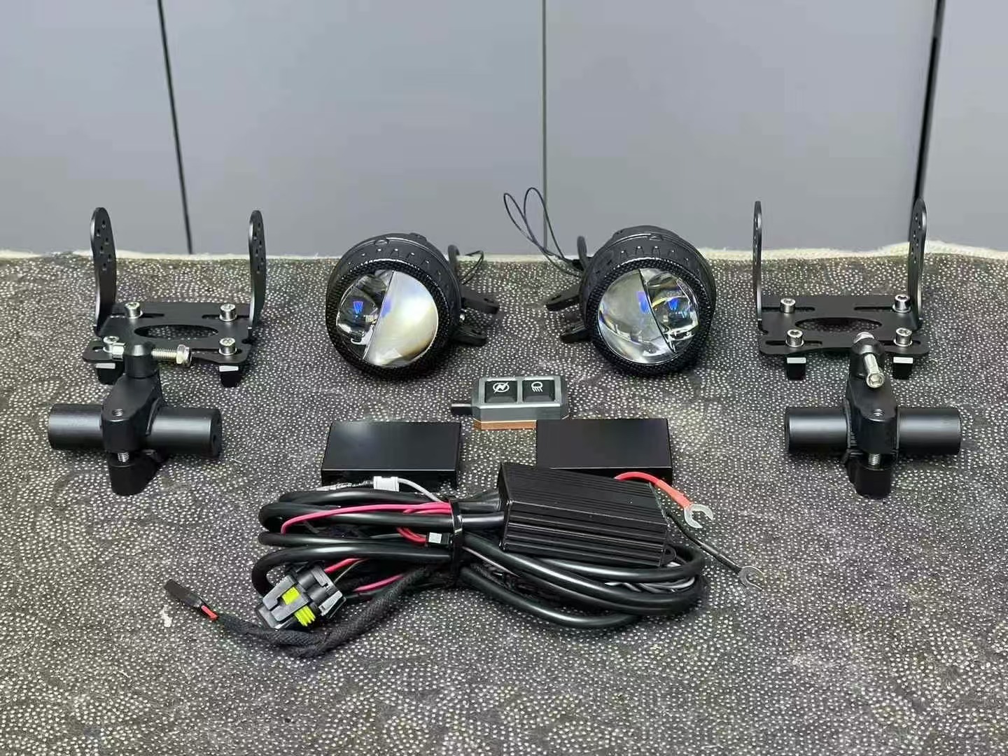 G-Class hidden grille spotlight kit G500 G63 2019+